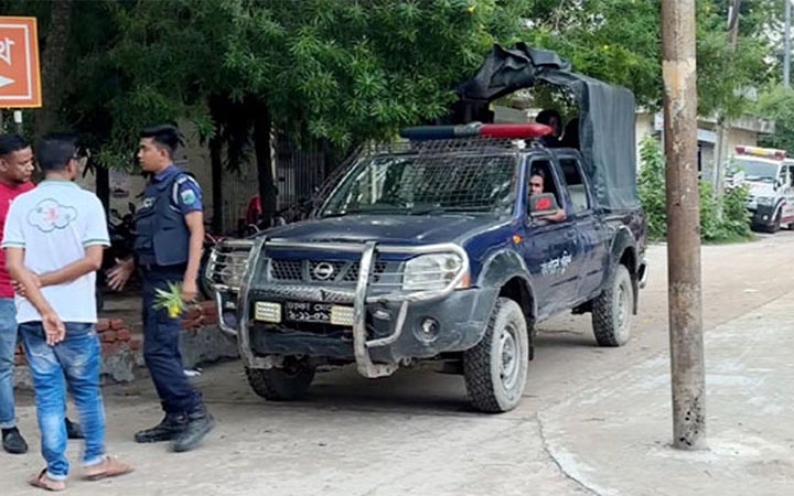 মাদকবিরোধী অভিযানে পুলিশসহ আহত ৬, কাউন্সিলরসহ আটক ৩