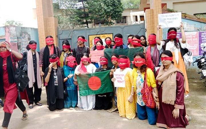 শোক প্রত্যাখ্যান করে হবিগঞ্জে শিক্ষার্থীদের প্রতিবাদ