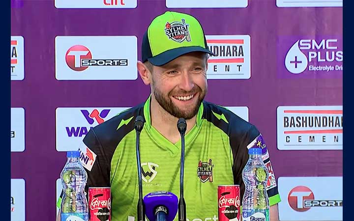 শেষ বলে ছক্কা মেরে সিলেটকে জিতিয়ে যা বললেন ওকস