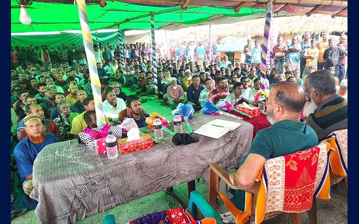 দুবলার চরে ধানের শীষের প্রার্থী ফরিদুল ইসলামের নির্বাচনি প্রচারণা
