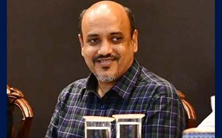 নির্বাচনের পর দ্রুত দায়িত্ব হস্তান্তর করবে সরকার : আজাদ মজুমদার