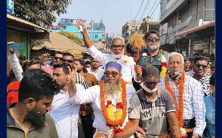 প্রচারণার শেষ মুহূর্তে ধানের শীষের প্রার্থী মান্নানের চমক