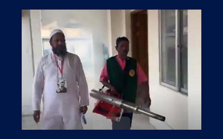 টঙ্গীতে ভোটকেন্দ্রে মশা নিধন কার্যক্রম