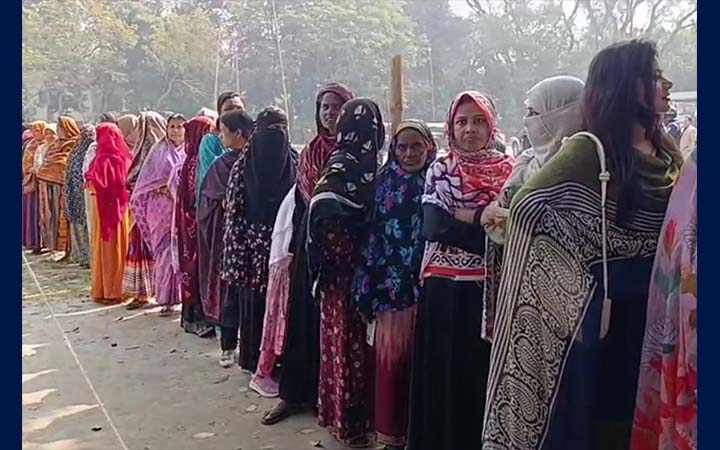 টাঙ্গাইলের ৮টি আসনে শান্তিপূর্ণভাবে ভোটগ্রহণ সম্পন্ন
