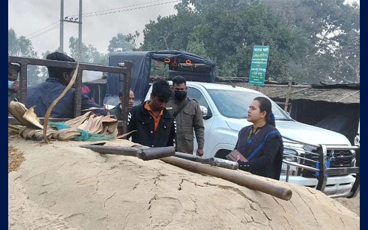 শেরপুরে অবৈধ বালু উত্তোলনে অভিযান