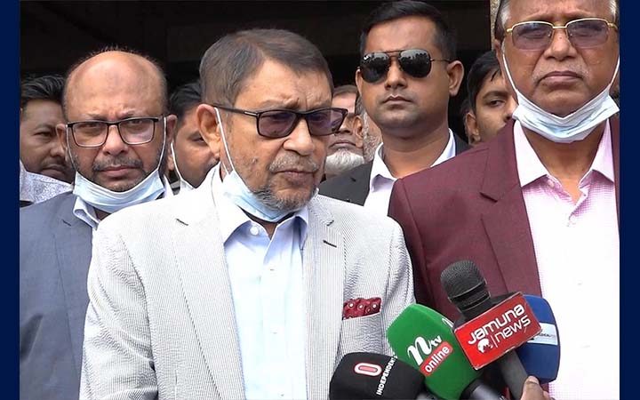 মশা নিধনে সরকারের পদক্ষেপ জানালেন স্বাস্থ্যমন্ত্রী