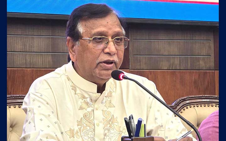 মশক নিধনে ‘জিরো টলারেন্স’ ঘোষণা ডিএসসিসি প্রশাসকের