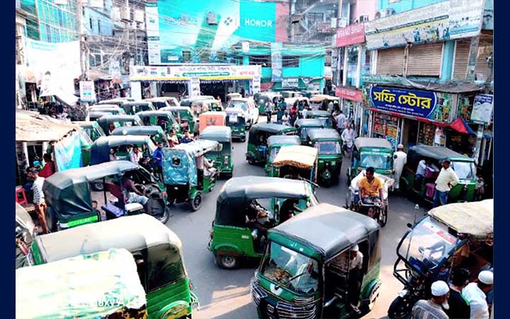 দিন দিন বাড়ছে যানজট, বিশ্বনাথে কার্যকর উদ্যোগের দাবি