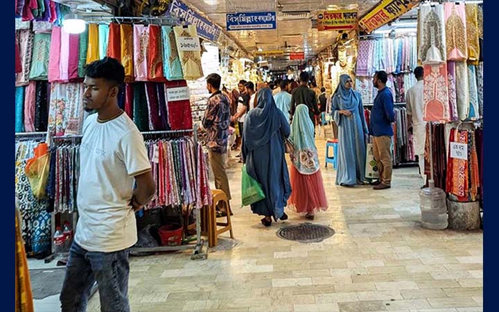 সিলেটে এখনও জমে উঠেনি ঈদ বাজার