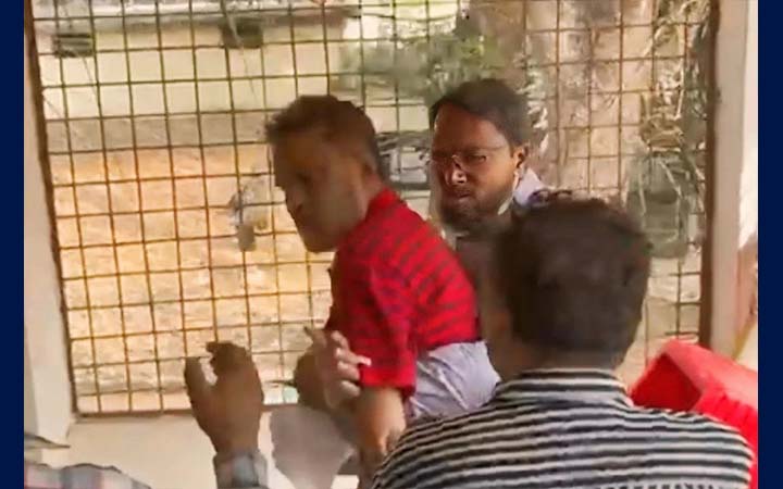 ফটিকছড়িতে হিসাবরক্ষণ কর্মকর্তা ও প্রধান শিক্ষকের হাতাহাতি