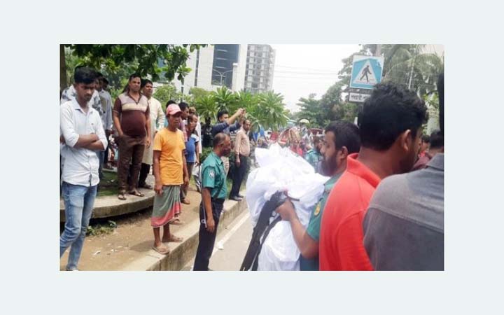 ইসির সামনে অবস্থানকারীদের ছত্রভঙ্গ করলো পুলিশ