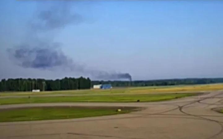 যুক্তরাষ্ট্রে উড্ডয়নের কিছুক্ষণ পরই বিমান বিধ্বস্ত, নিহত ৬