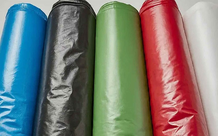 এই রঙের প্লাস্টিক ক্যানসারের ঝুঁকি বাড়ায় ৩০০ শতাংশ!