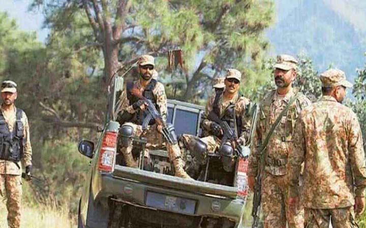 পাকিস্তান সেনাবাহিনীর অভিযানে ৩০ জঙ্গি নিহত