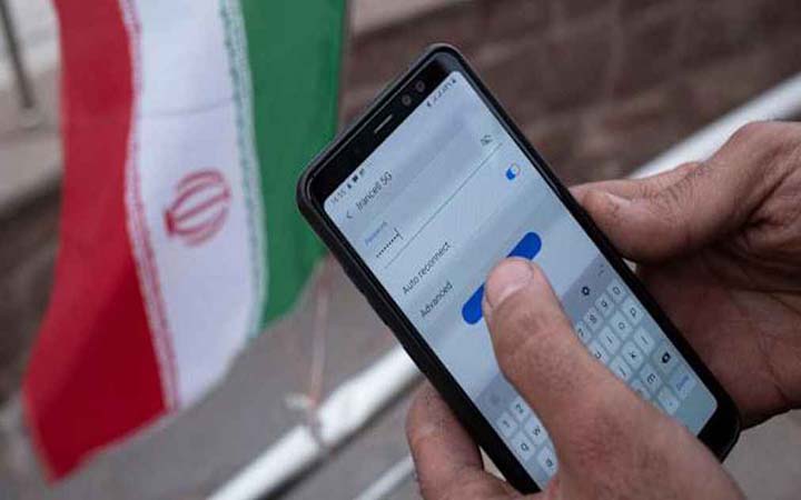 ৬০ ঘণ্টা ধরে বিশ্ব থেকে বিচ্ছিন্ন ইরান, রহস্য কী