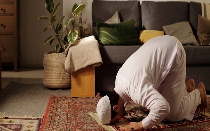 শীতকালে গোসল ছাড়া নামাজ পড়া যাবে?