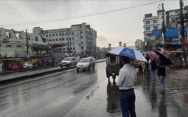 ঢাকায় হালকা বৃষ্টির আভাস, তাপমাত্রা থাকবে অপরিবর্তিত