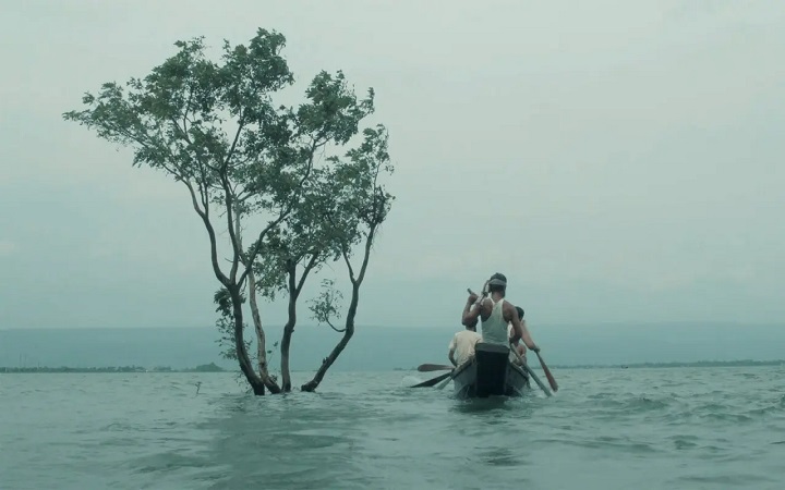 প্রকৃতির কাছে মানুষ কতটা অসহায়? চোখ ভেজাবে এই ৫ সিনেমা
