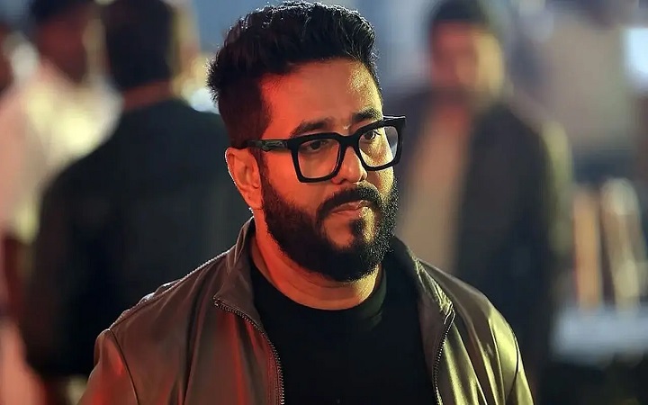 রাজনীতি ছাড়ছেন নির্মাতা রাজ চক্রবর্তী