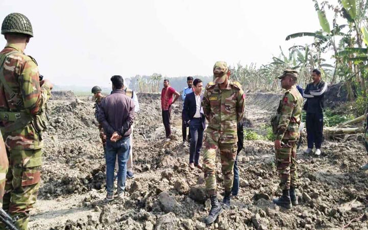 ফসলি জমির মাটি ইটভাটায় বিক্রি, ১৩ জনের জেল