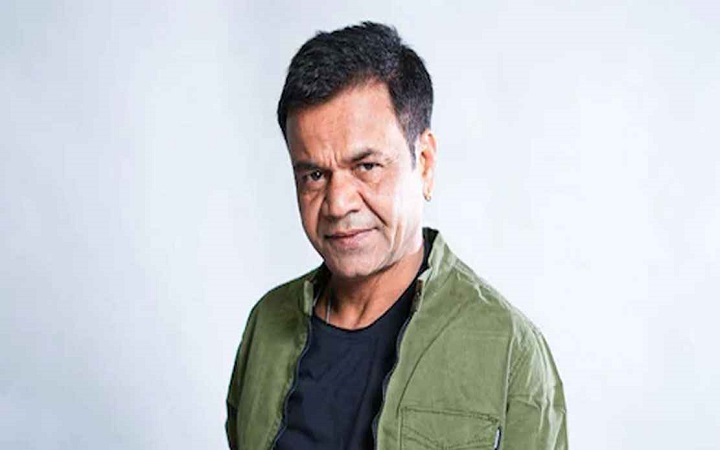 জামিনে বেরিয়েই উদ্দাম নাচ রাজপালের