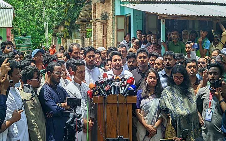 আবু সাঈদের মৃত্যু স্বৈরাচার পতনে ক্রীড়ানক হিসেবে ভূমিকা রেখেছে: নাহিদ