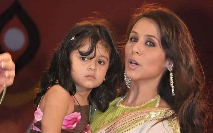 আমি ওকে মারলে আমাকেই চড় মারবে, মেয়েকে নিয়ে বললেন রানী মুখার্জি