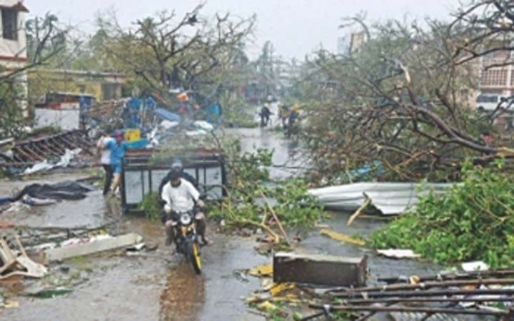 মহারাষ্ট্রে ঘূর্ণিঝড়ে ছয় জনের প্রাণহানি
