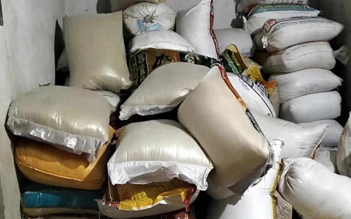 নাসিরনগরে খাদ্যবান্ধব কর্মসূচির ১৪০ বস্তা চালসহ আটক ২