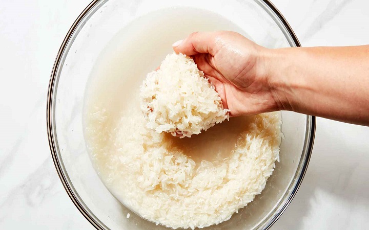 রান্নার আগে চাল ঠিক কতবার ধোয়া উচিত?