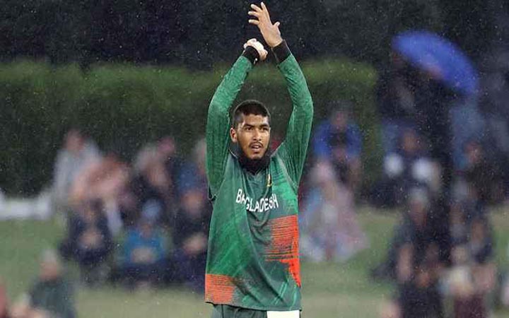 লাহোরকে শিরোপা জেতাতে চান রিশাদ