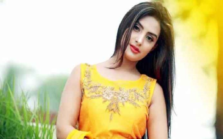 চিত্রনায়িকা নিঝুম রুবিনাকে অপহরণের অভিযোগে উবারচালক আটক