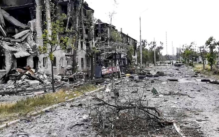 পূর্ব ইউক্রেনের প্রধান শহরের দখল নিলো রাশিয়া