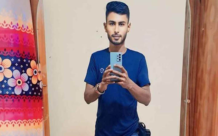 গলায় গামছা পেঁচিয়ে পুলিশ সদস্যের আত্মহত্যা