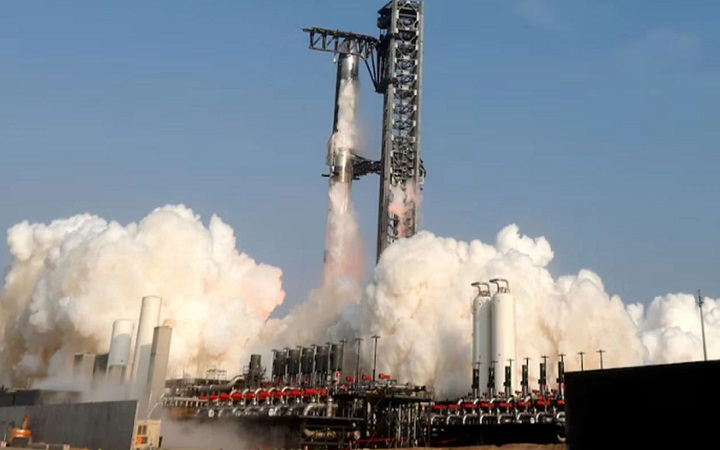 উৎক্ষেপণের ৩০ মিনিটেই ভেঙে পড়লো স্টারশিপের রকেট