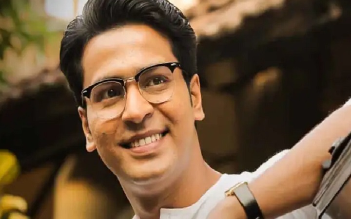অবসর নিচ্ছেন অনির্বাণ
