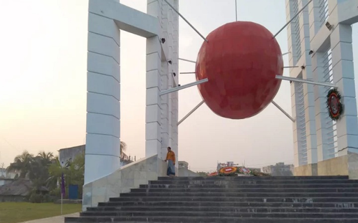 ঐতিহাসিক খুলনা মুক্ত দিবস আজ