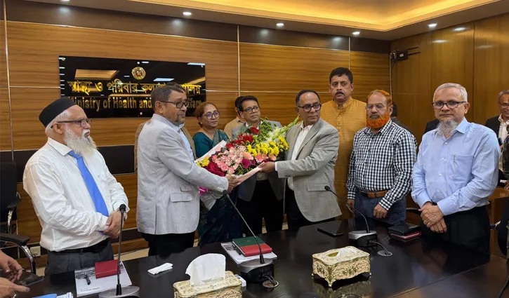 স্বাস্থ্য সচিব সাইদুর রহমানের সম্মানে মন্ত্রণালয়ে বিদায় অনুষ্ঠান