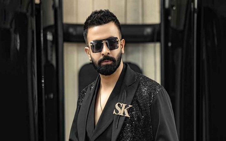 ‘দুইটা পয়সা দিলে শাকিবই দেয়’