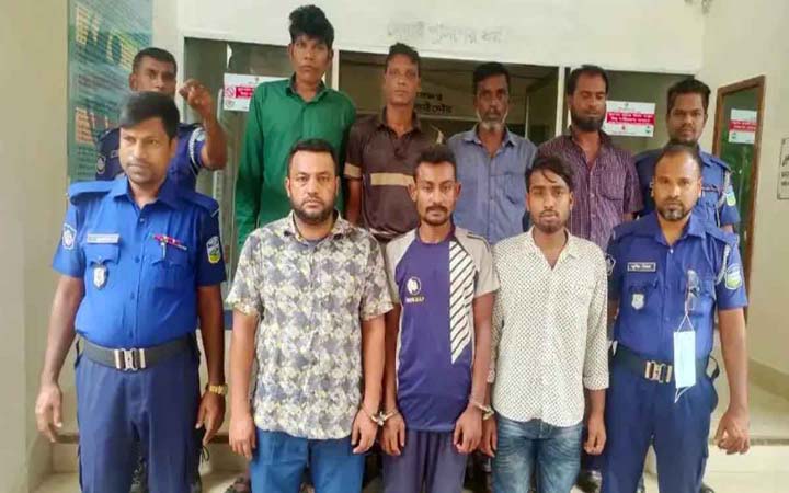 শেরপুরে ভারতীয় গরুসহ ৪ কারবারি গ্রেফতার