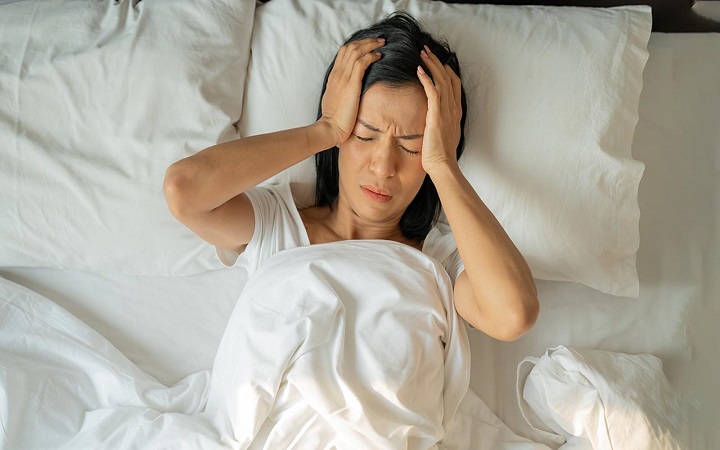 রাতে ঘুম আসে না? নিয়মিত খান এই ৪ খাবার