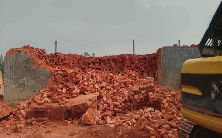 সিরাজগঞ্জে ৬টি অবৈধ ইটভাটায় ১৩ লাখ টাকা জরিমানা