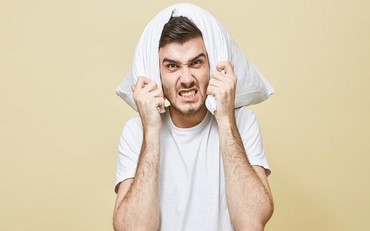 ঘুম আসে না? জেনে নিন সবচেয়ে সহজ সমাধান