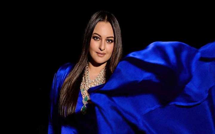 আমি অন্তঃসত্ত্বা নই, আগের চেয়ে মোটা হয়েছি বলে এরকম লাগছে: সোনাক্ষী