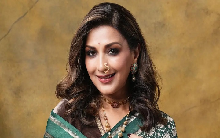 আইনি বিপাকে অভিনেত্রী সোনালী বেন্দ্রে