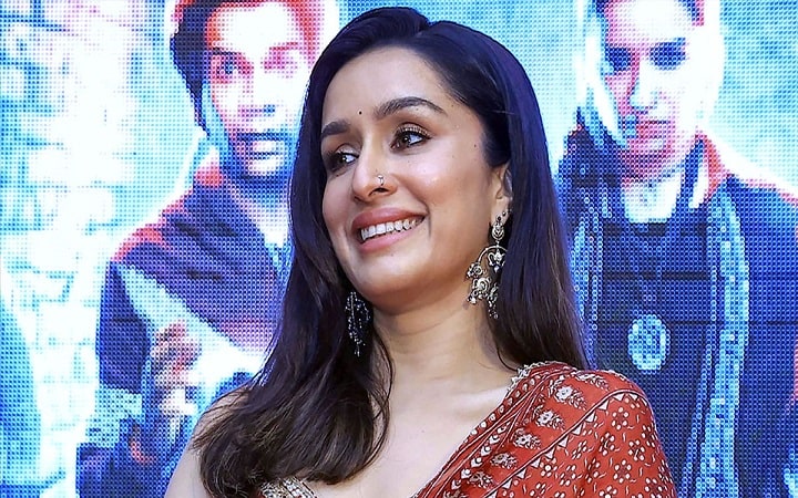 ডাইনির মতো হাসেন শ্রদ্ধা, সেজন্যই সুযোগ পান সিনেমায়!