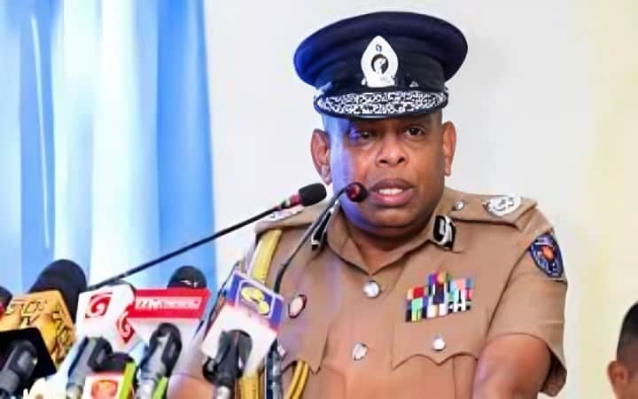 অপরাধমূলক নেটওয়ার্কে নেতৃত্ব, বরখাস্ত হচ্ছেন শ্রীলঙ্কার পুলিশ প্রধান