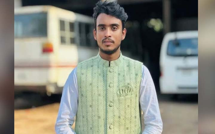 শাকসু নির্বাচন দাবি করায় আজীবন বহিষ্কার শাবিপ্রবি ছাত্রদলনেতা