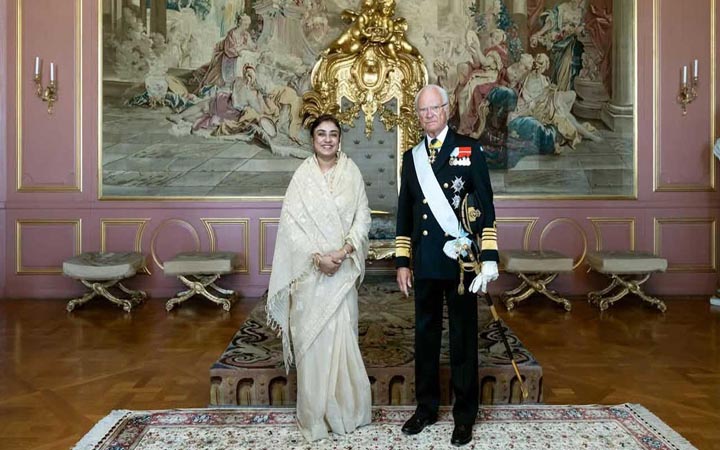 সুইডেনের রাজার কাছে রাষ্ট্রদূত ওয়াহিদার পরিচয়পত্র পেশ