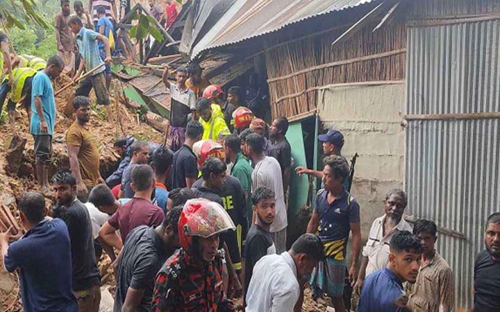 সিলেটে টিলাধসে একই পরিবারের ৪ জন নিহত